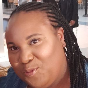 Meet your Posher, Lynnette